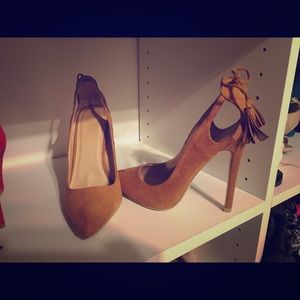 Camel colored Tassel High heels size 7.